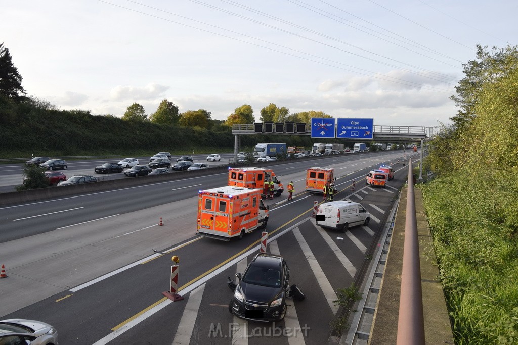 VU mehrere PKW A 3 Rich Oberhausen Hoehe AK Koeln Ost P053.JPG - Miklos Laubert